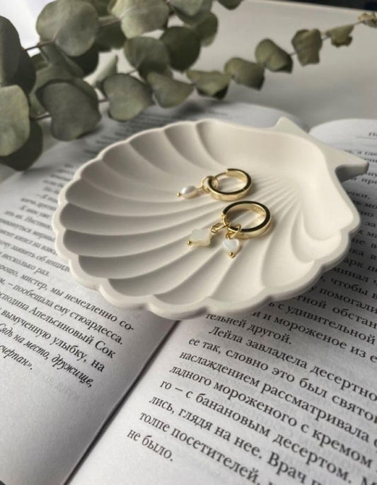 Handmade Seashell Trinket Dish – Elegant Decorative Jewelry Holder