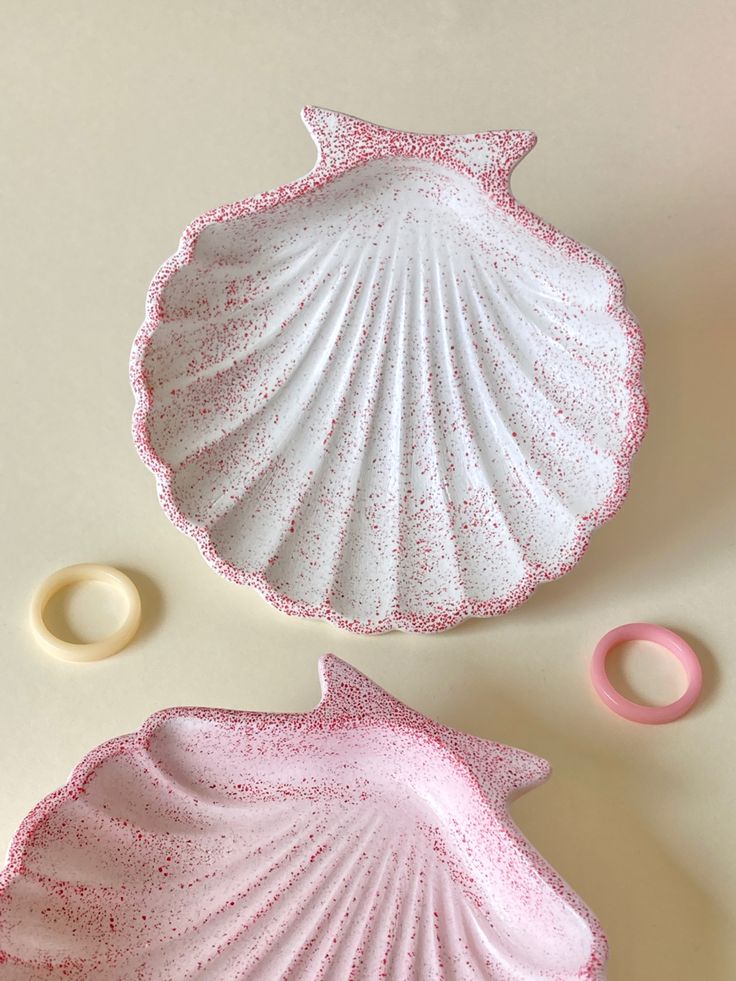 Handmade Seashell Trinket Dish – Elegant Decorative Jewelry Holder